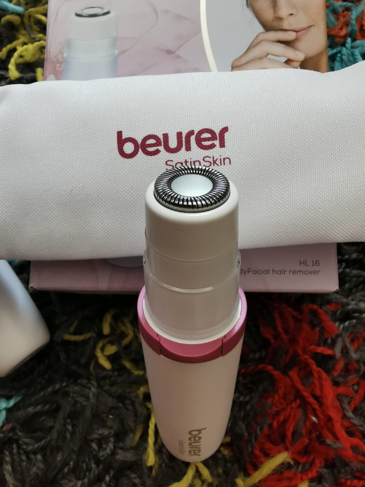 Buena para cejas y nariz