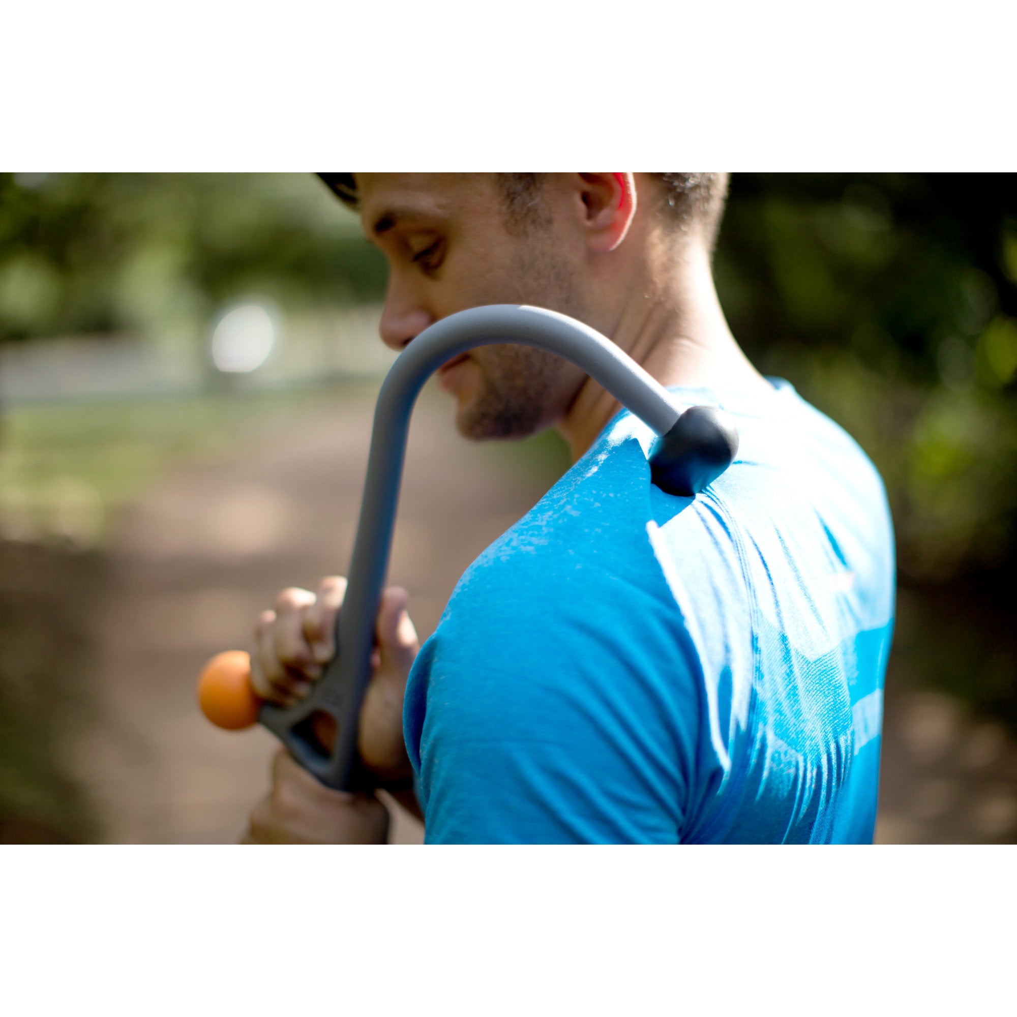 triggerpoint-acucurve-cane-bast-n-de-masaje-en-gancho-con-agarre-aculoop-para-ce image 4
