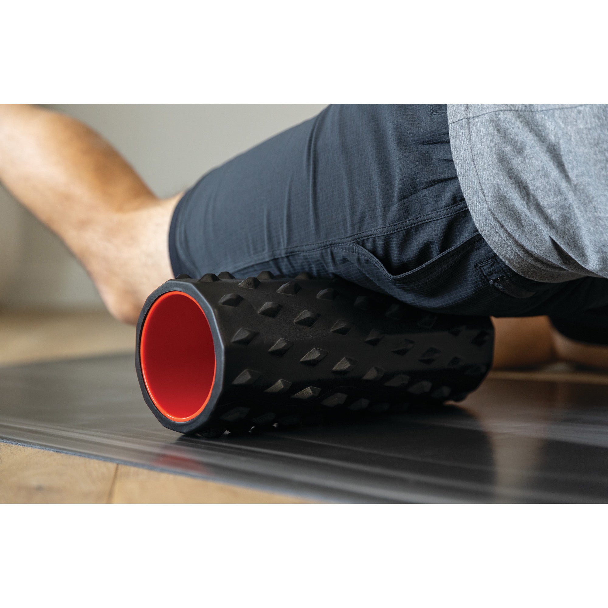 triggerpoint-carbon-foam-roller-rodillo-de-espuma-de-tejido-profundo-con-espuma- image 3